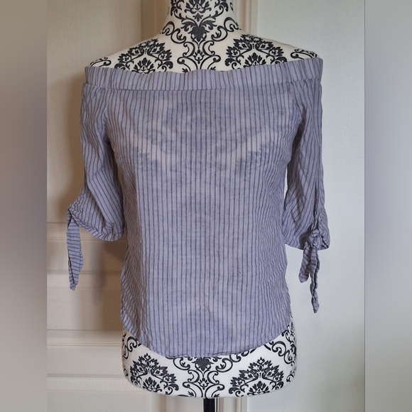 Willow & Clay off the shoulder crop top size XS - Picture 5 of 5